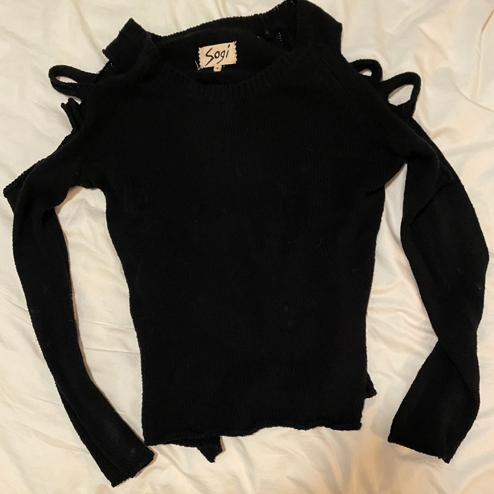 Sogi Cold Shoulder Sweater, Small - Picture 1 of 1